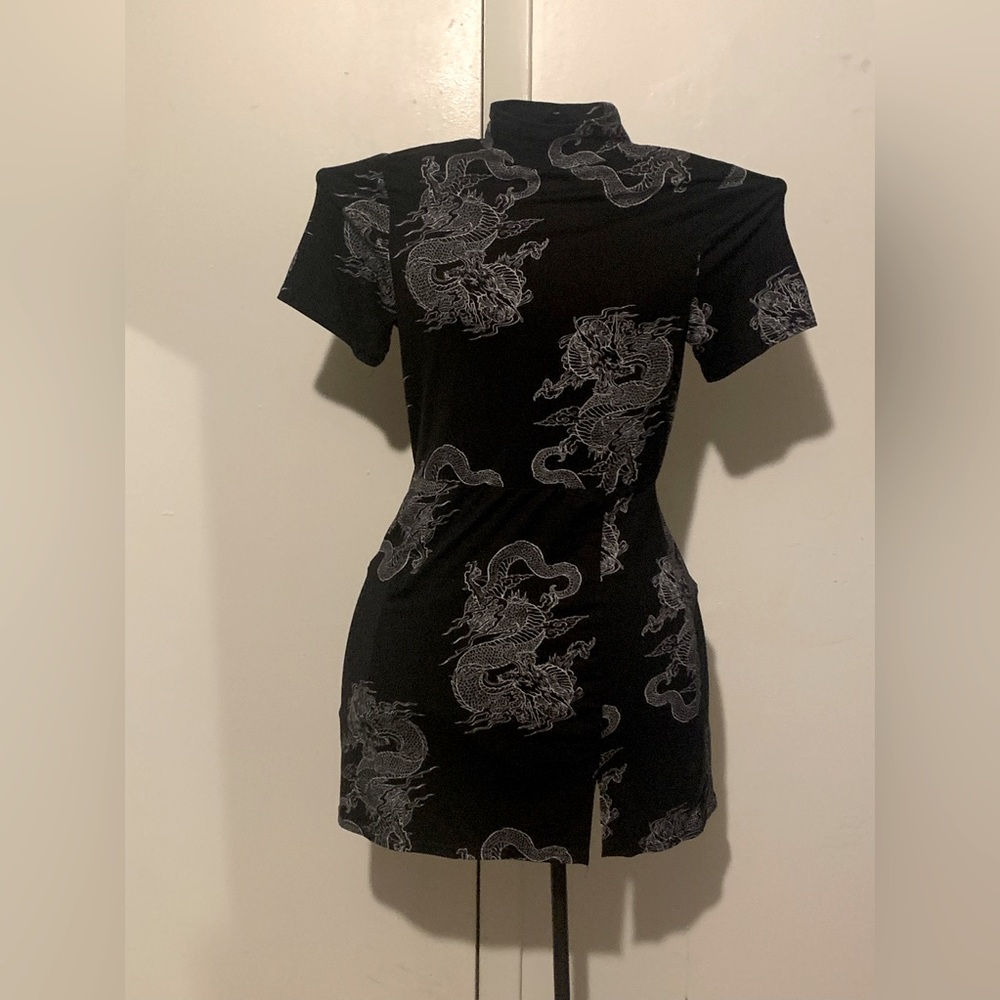 Black Dragon Slit Short Dress